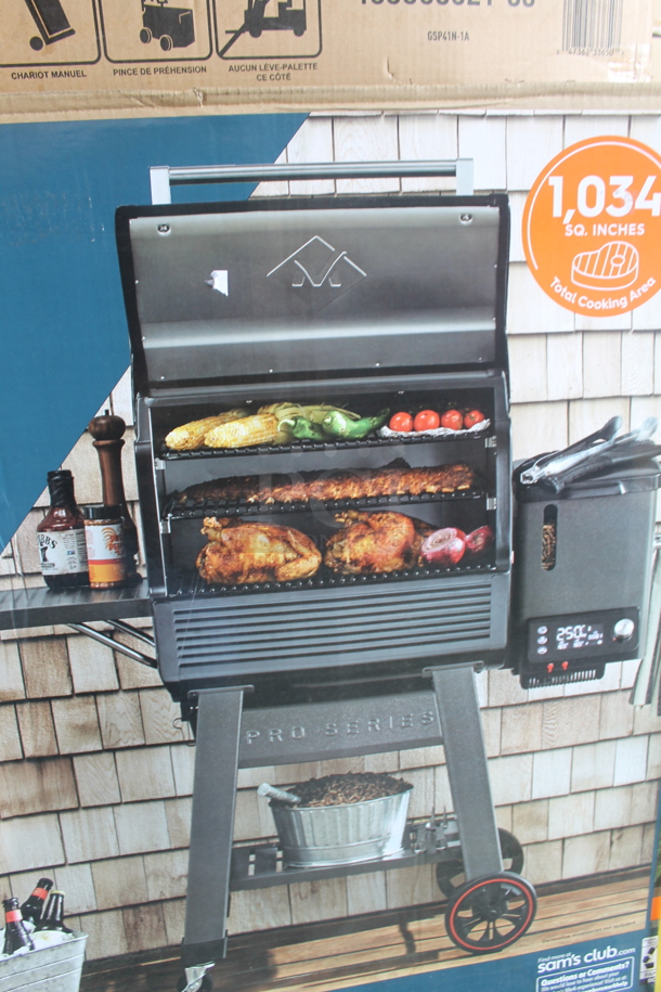 BRAND NEW SCRATCH AND DENT! Members Mark Pro Series Pellet Grill.  - Image 3 of 5
