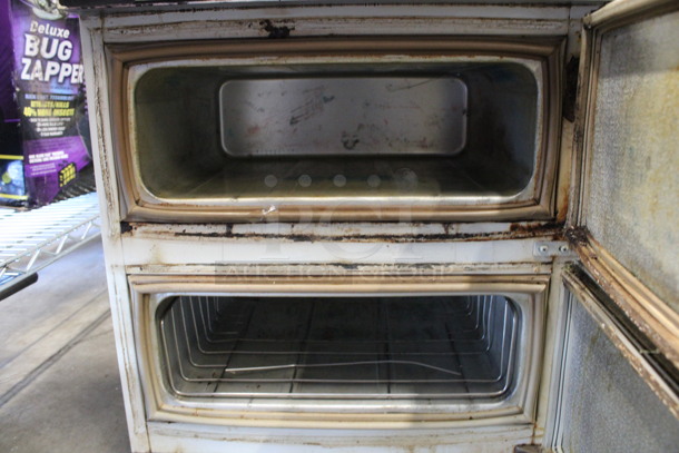 Taiji Model EK-1D Metal 2 Door Hot Cab Holding Cabinet. 115 Volts, 1 Phase. 18x16x19.5. Tested and Working! - Image 3 of 5