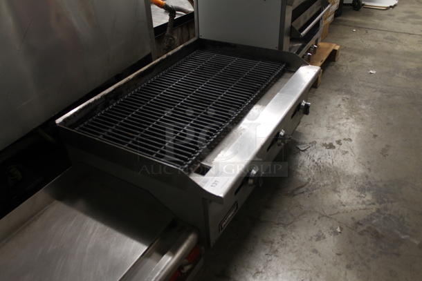 Patriot FMECTC-36/NG Stainless Steel Commercial Countertop Natural Gas Powered Charbroiler Grill. 90,000 BTU. - Image 4 of 5