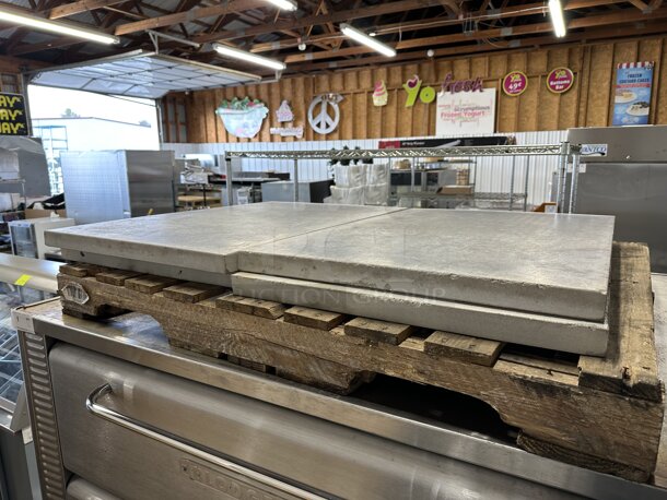2 2017 Blodgett 1048B Stainless Steel Commercial Natural Gas Powered Single Deck Pizza Ovens w/ Cooking Stones. 2 Times Your Bid! - Image 6 of 12