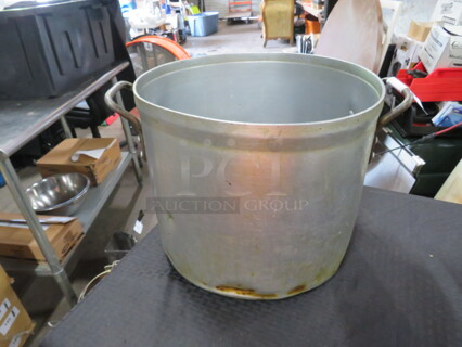 One 14 Inch Aluminum Stock Pot.