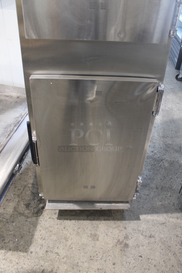 2014 Alto Shaam 1200-TH/III Stainless Steel Commercial Cook N Hold Oven on Commercial Casters. 208-240 Volts, 1 Phase. - Image 4 of 11