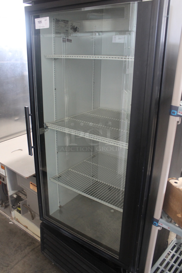 True GDM-26 Metal Commercial Single Door Reach In Cooler Merchandiser w/ Poly Coated Racks. 115 Volts, 1 Phase. Tested and Powers On But Does Not Get Cold - Image 3 of 7