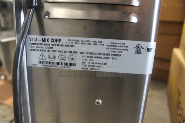 LIKE NEW! 2020 Vita-Mix VM0805B Stainless Steel Commercial Countertop Drink Mixer. 120 Volts, 1 Phase. Unit Has Only Been Used a Few Times! Tested and Working! - Image 6 of 6
