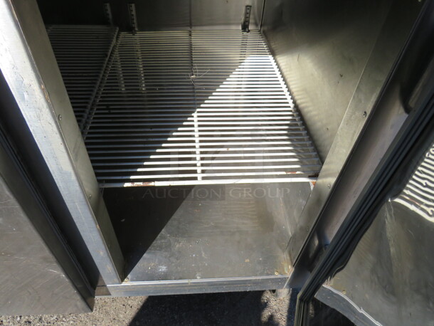 One Working 2 Door Refrigerated Prep Table With 2 Racks On Casters. 48X32X44 - Image 3 of 3
