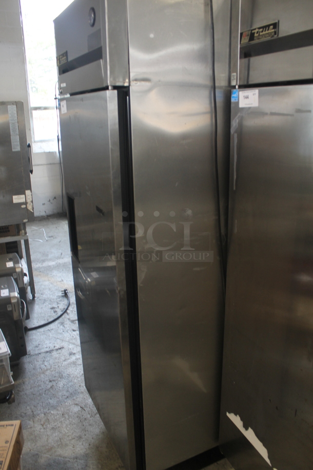 2015 True TG1R-1S Commercial Stainless Steel Single Door Reach In Cooler With Polycoated Shelves. 115V, 1 Phase. Tested and Working!
 - Image 3 of 5