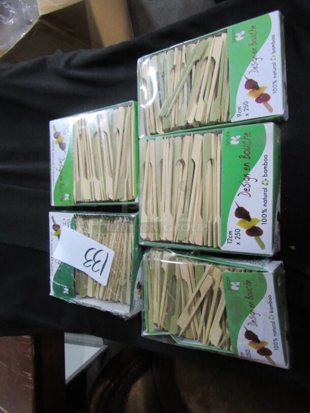 One Lot of Bamboo Fruit Skewers