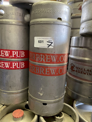 ?1/6 Barrel Stainless Steel Sanke "D" Kegs With double Handles!? 1/6 barrel (20 Ltr) = 5.2 gallons = 41 pints = 55 12oz bottles (Sixtel) 7x Your Bid