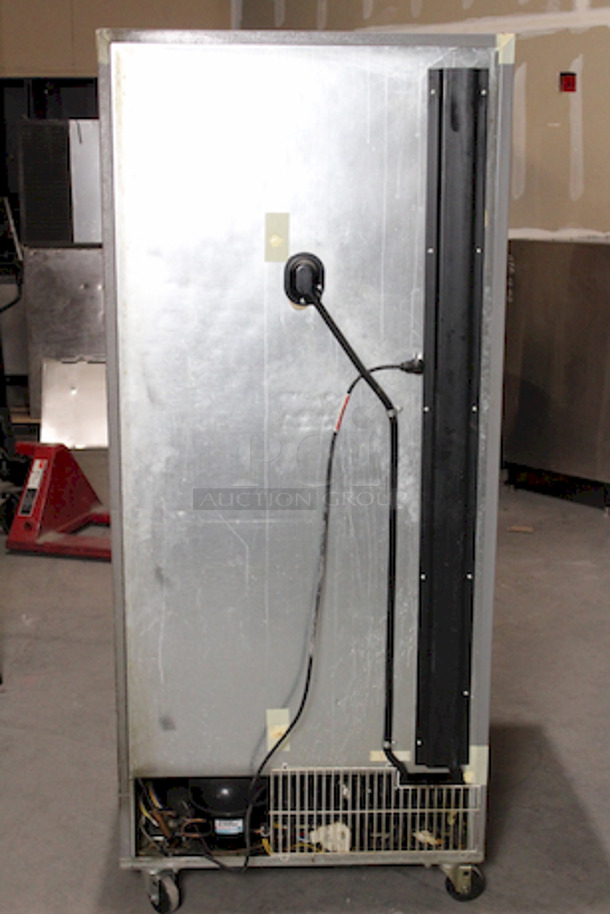 AWESOME! Kelvinator Commercial Refrigerator.
Tested. In-Working Order.
 32x26-1/2x74-1/2 - Image 3 of 6