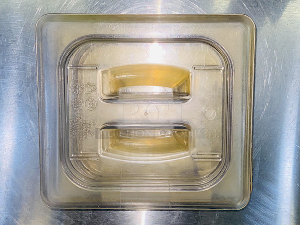Set of 4 Cambro Solid 1/6 Pan Lids. 

4x Your Bid - Image 1 of 3