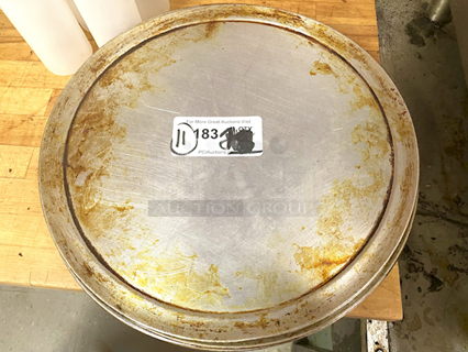 Aluminum Pizza Pans. 11X Your Bid