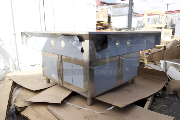 BRAND NEW SCRATCH & DENT! Regency 57" 16 Gauge Stainless Steel Three Compartment Commercial Corner Sink with 2 Drainboards - 18" x 18" x 14" Bowls - Image 3 of 7