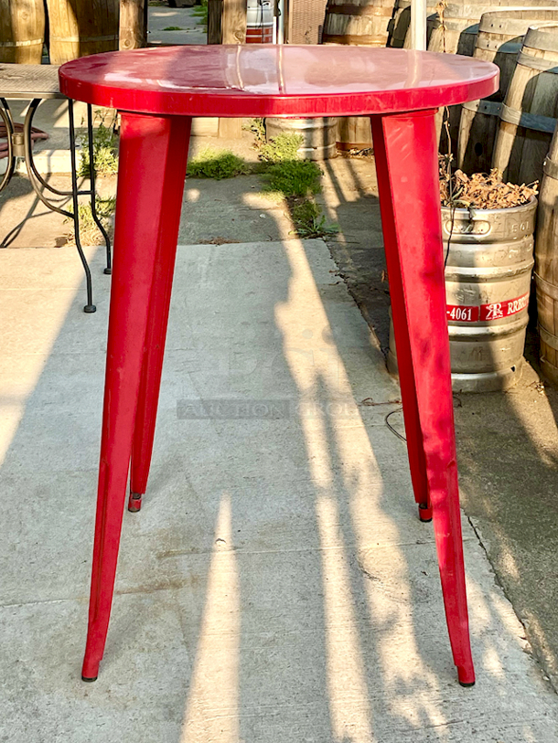 PERFECT! Outdoor Patio Dinning High-Top Table, Red, Metal. - Image 2 of 3
