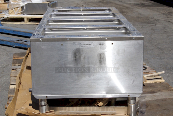 BRAND NEW SCRATCH & DENT! Eagle Group SHT4 Steam Table - Four Pan - Sealed Well, 240V - Cord Is Damaged - Image 4 of 11