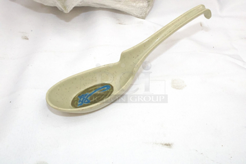 AUTHENTIC! Thunder Group 7100J Traditional  Wei 1 oz. Melamine Soup Spoon With Hooked End. 60x Your Bid