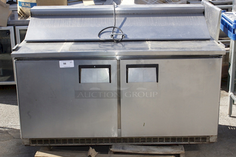 Everest Refrigeration EPBNWR2 59" Two Door Back Mount Sandwich Prep Table 16 Cubic Feet, 115v/60/1ph. Tested. Works Great!!