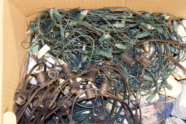 Box Of Hanging Bistro Lights Fixtures & Bulbs.  - Image 2 of 4