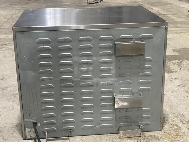 Omcan Countertop Double Quartz Pizza Oven 39580 - Image 3 of 6