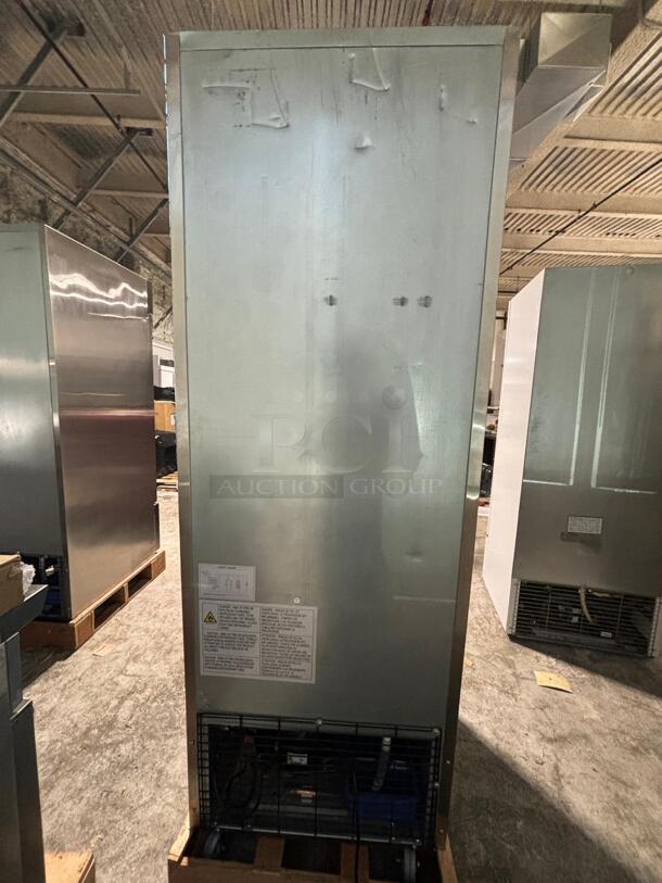 BRAND NEW Dukers D28R 27-1/2"W One Door Stainless Steel Bottom Mount Reach In Refrigerator - 18.31 Cu. Ft
 - Image 2 of 5
