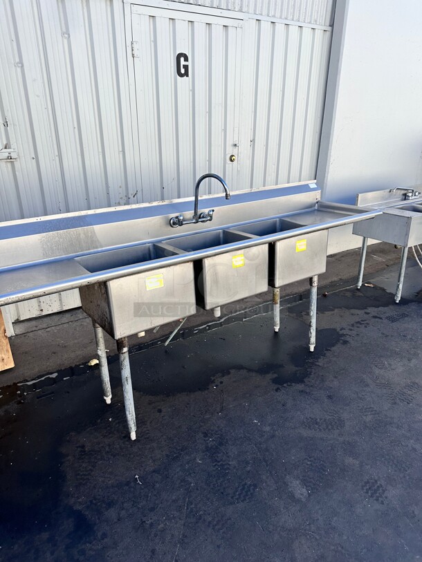 Commercial Stainless Steel Three Compartment Sink 
91x23x42 - Image 7 of 7