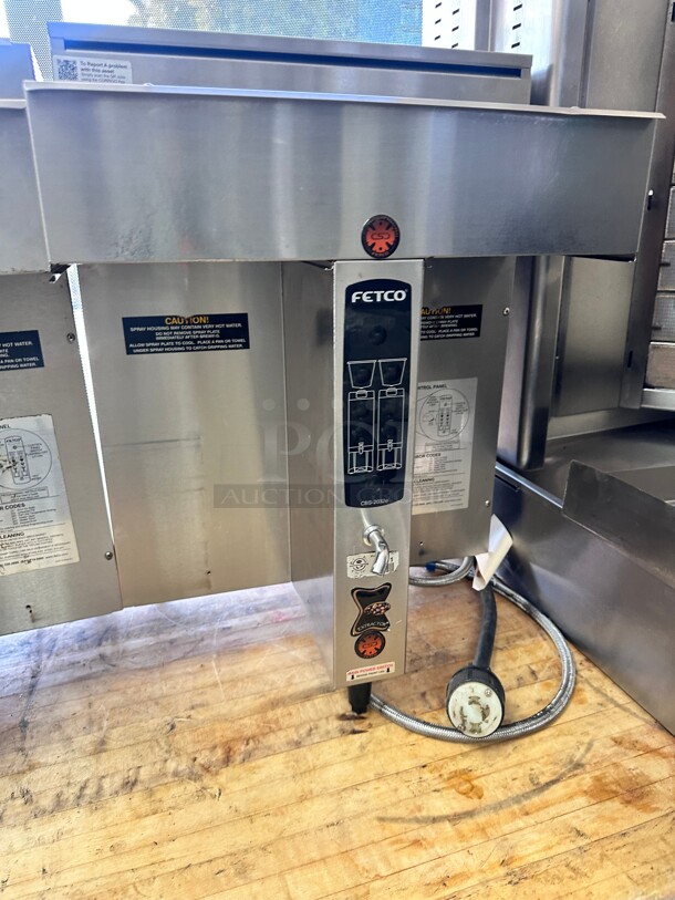 Excellent Condition Fetco CBS-2232 Twin Coffee Brewer 120/240V, 3500-4600W Tested and Working! - Image 2 of 6