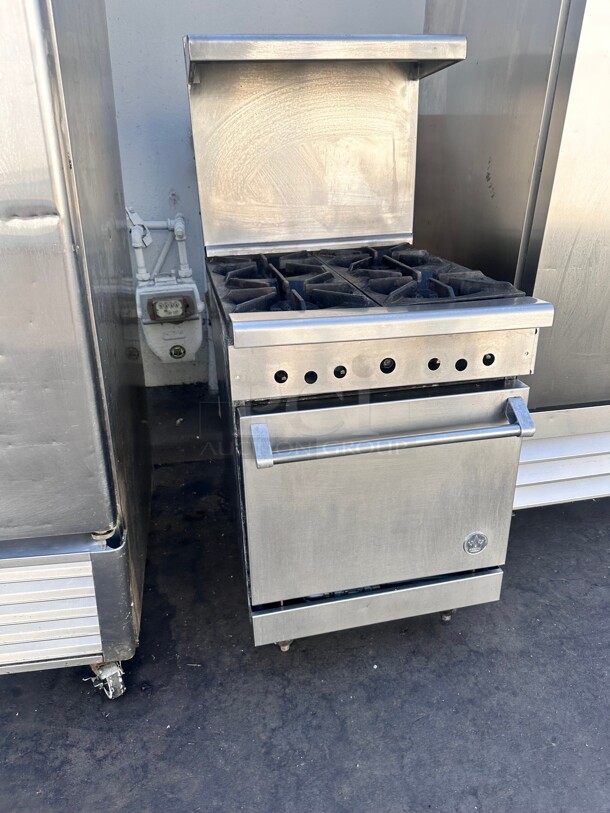 US Range Commercial 4 Burner With Oven Gas Range Working - Image 4 of 7
