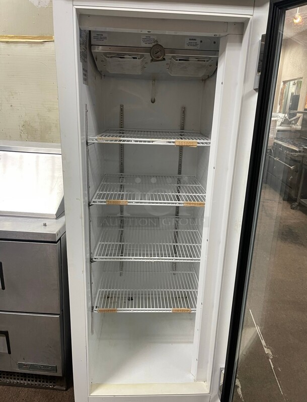 Certified Working Howard McCray GR22 Refrigerator, Merchandiser 115 Volt - Image 10 of 10