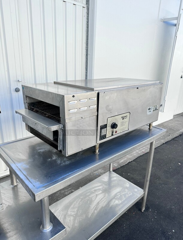 Star MM14 Holman 14 inch W Belt High Volume Conveyor Toaster 1000 Slices/Hr 220 Volt  - Image 2 of 8