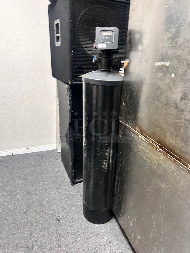 Pentair Fleck 5810 Control Valve Filter System Working - Image 8 of 8