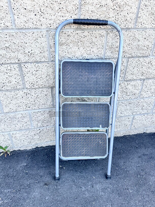 Step Ladder - Image 3 of 3