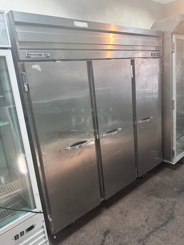 Certified Working Beverage Air PR74-1AS 78 inch Three Section Reach In Refrigerator, (3) Left/Right Hinge Solid Doors, 115v NSF - Image 3 of 6
