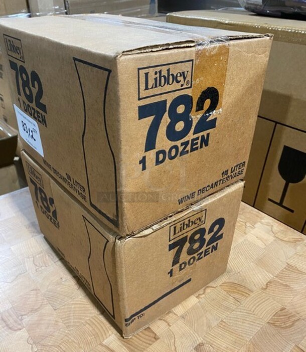 NEW! IN THE BOX! Libbey 1/4 Liter Wine Vase! 2x Your Bid!  - Image 2 of 7