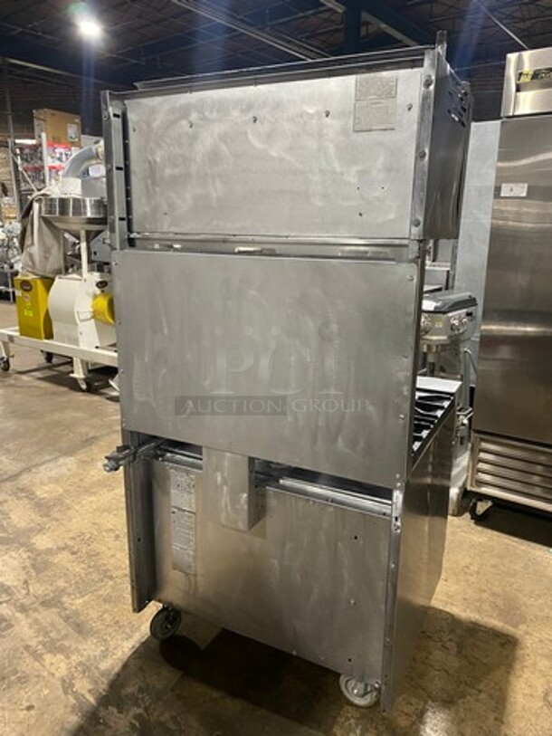 NICE!  American Range Natural Gas Powered 6 Burner Stove! With Full Size Oven Underneath! With Raised Back Splash And Salamander! All Stainless Steel! On Casters! Model: AR6 SN: 201215005 - Image 4 of 12