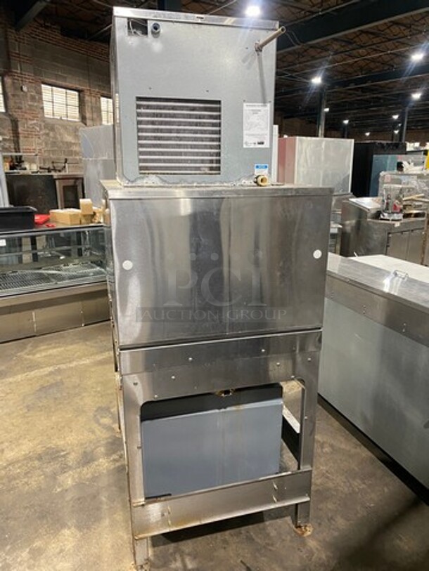 Hoshizaki Commercial Ice Maker Machine! With Follet Commercial Ice Transport System! All Stainless Steel! On Legs! Model: F450MAH SN: C17592L 115V 60HZ 1 Phase, Model: ITS500NS31 SN: E24932 - Image 4 of 9