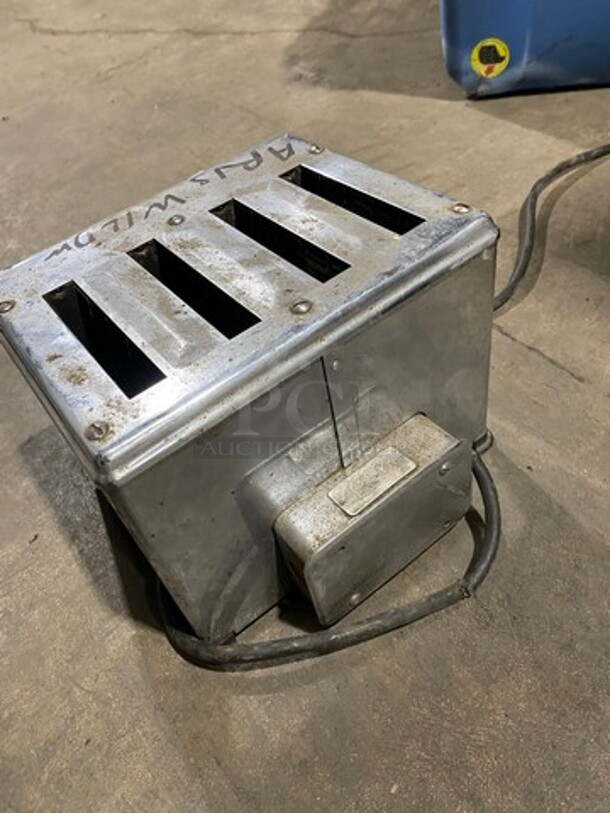 Commercial Countertop 4 Slot Toaster! - Image 4 of 7