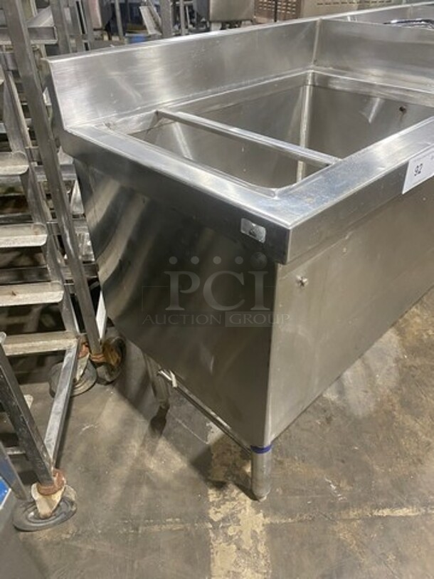 Commercial Undercounter Ice Bin/ Bartender Cocktail Station! With Built In Hand Sink! With Faucet And Handles! Sink Has Side Splashes! With Back Splash! All Stainless Steel! On Legs! - Image 2 of 9