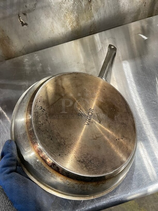 ALL ONE MONEY! Commercial Frying Skillet!  - Image 4 of 5