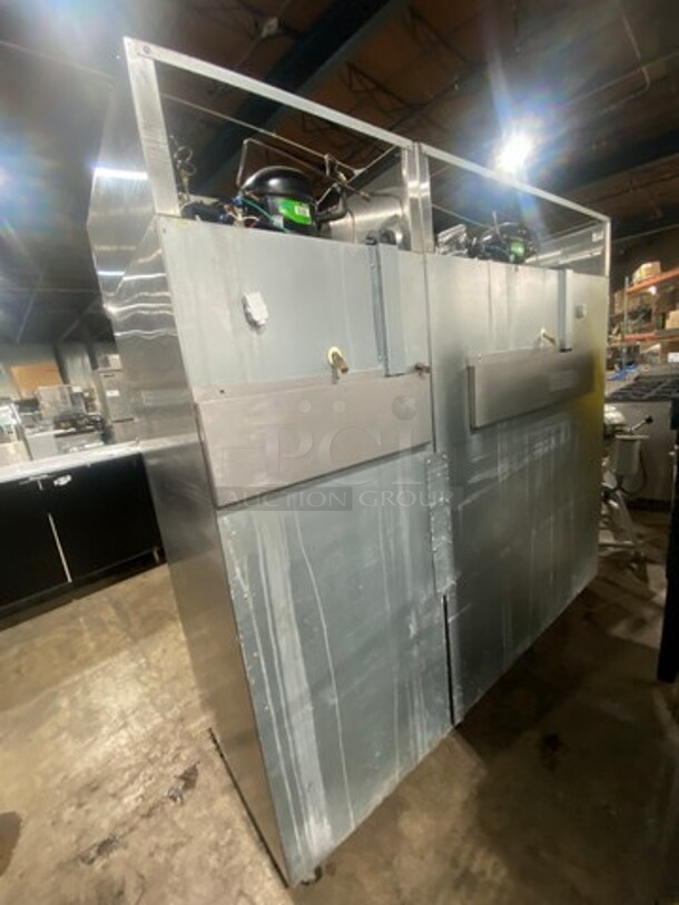 COOL! Hoshizaki Commercial 3 Door Reach In Cooler Merchandiser! With View Through Doors! Poly Coated Racks! All Stainless Steel Body! Model: CR3SFGYCR SN: F60028B 115V 60HZ 1 Phase - Image 4 of 9
