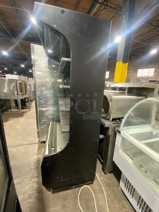 Turbo Air Commercial Refrigerated Open Grab-N-Go Case Merchandiser! With Clear Sides! Stainless Steel Body! Model: TOM40B SN: TOM40B4042 120V 60HZ 1 Phase - Image 2 of 9
