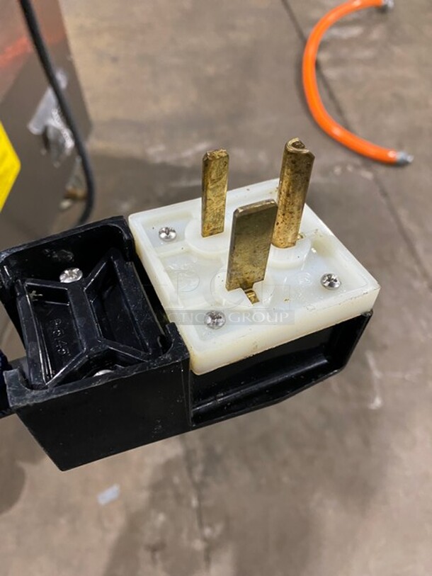 WOW! LATE MODEL! 2017 Taylor Gas Powered Planten 2-Sided Grill! With Back And Side Splashes! All Stainless Steel! On Casters! Model: L81122 SN: M7116813 - Image 12 of 12