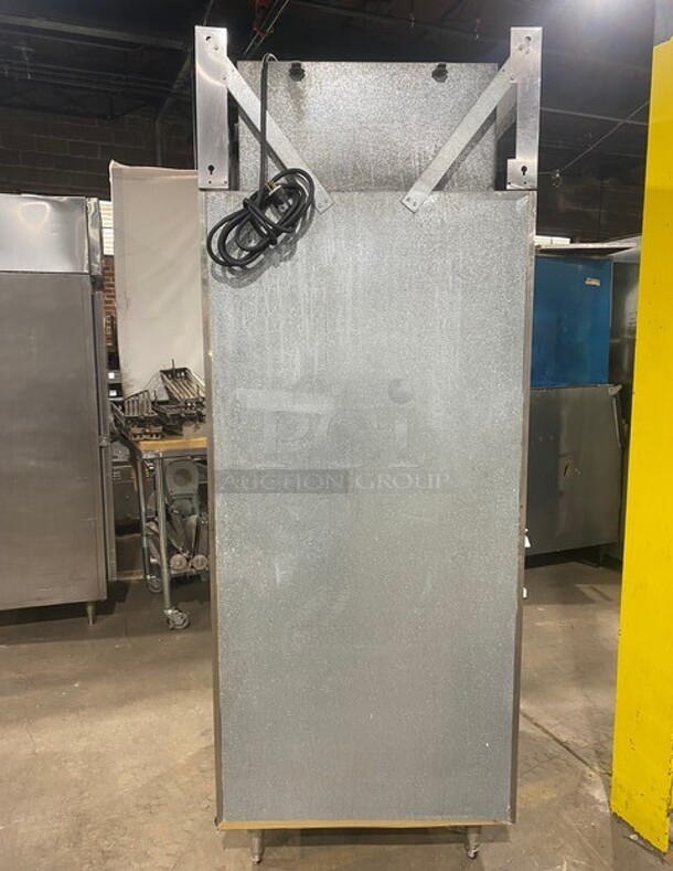 Victory Commercial Single Door Reach In Freezer! All Stainless Steel! - Image 2 of 8