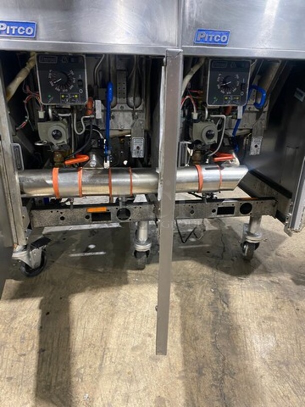 FAB! Pitco Frialator Commercial Natural Gas Powered 4 Bay Deep Fat Fryer! With Middle Fryer Basket Rack! With Oil Filter System! All Stainless Steel! On Casters! WORKING WHEN REMOVED! Model: SGH50 SN: G10HC034159 - Image 9 of 12