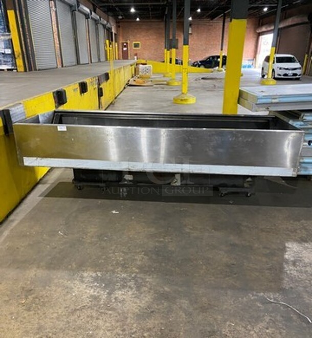 Commercial Solid Stainless Steel Hood System! - Image 1 of 9