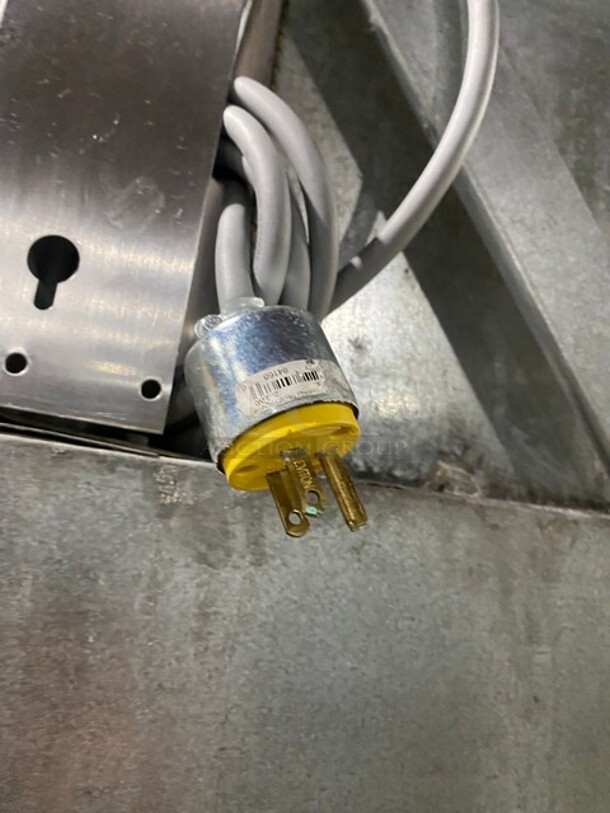 Victory Commercial Single Door Reach In Freezer! All Stainless Steel! Model: FS1DS7EW SN: M0521533! 115V 1 Phase! On Legs! - Image 9 of 9