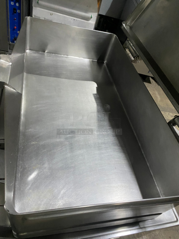 Market Forge Commercial Electric Powered Manual Tilt Skillet! All Stainless Steel! On Legs! Model: 1800 480V 3 Phase - Image 5 of 10