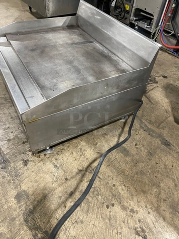 MagiKitch'n Commercial Countertop Gas Powered Flat Top Griddle! With Back And Side Splashes! All Stainless Steel! On Small Legs! - Image 4 of 9