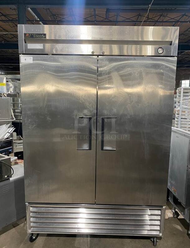 NICE! True Commercial 2 Door Reach In Cooler! Poly Coated Racks! All Stainless Steel! On Casters! Working When Removed! Model: T49 SN:1597956 115V 1PH