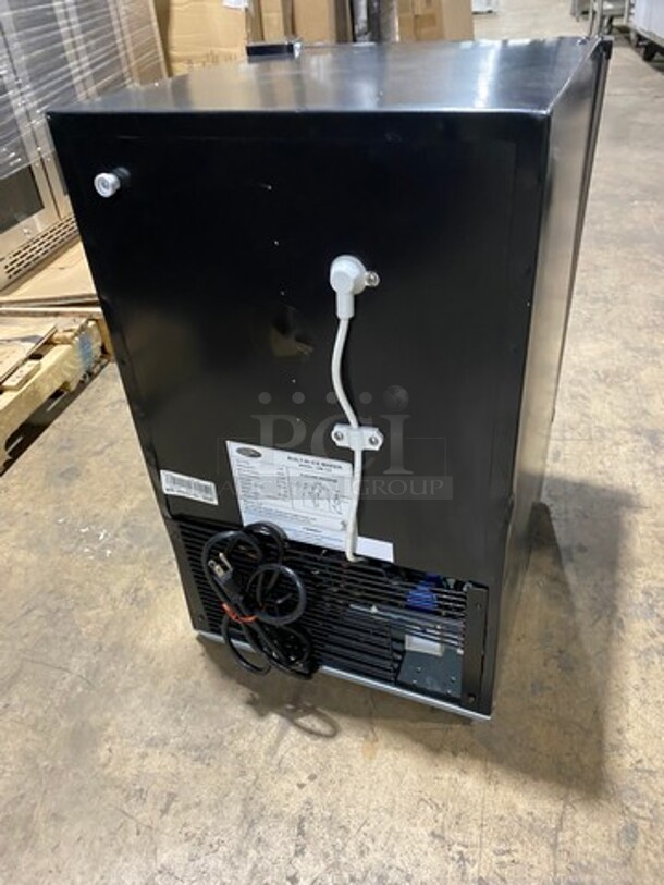 NEW! OUT OF THE BOX! SCRATCH-N-DENT! Whynter Undercounter Built In Ice Maker! All Stainless Steel! Model: UIM155 115V - Image 4 of 8