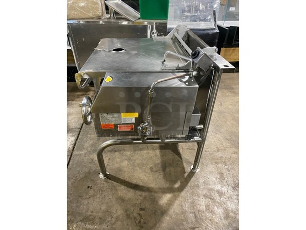 WOW! Groen Natural Gas Powered ECLIPSE SERIES Tilted Braising Pan/Tilt Skillet! All Stainless Steel! Thermostatic Control! Model BPM40G Serial J14907615! On Legs!  - Image 3 of 8