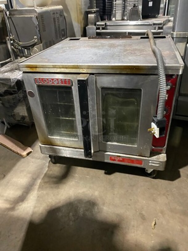 RARE FIND! Blodgett Commercial Electric Powered Convection Oven! With View Through Doors! With Metal Oven Racks! Stainless Steel! Model: MARK V